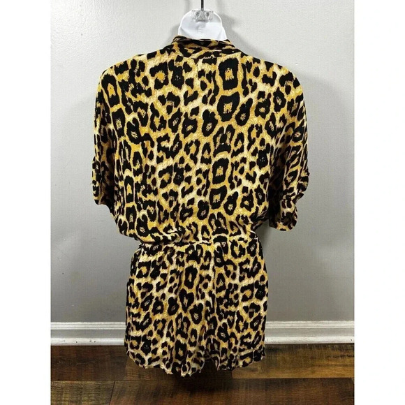 Urban Outfitters Cheetah Print Romper Ladies Size Small W Skort - Picture 5 of 8
